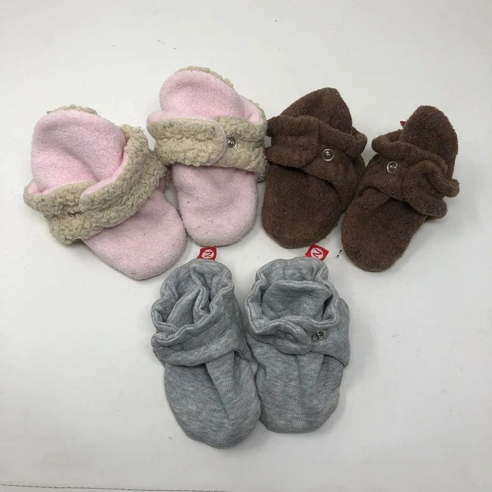 Zutano Booties Lot 11 Pairs 6M Baby Girls Multicolor Fleece Cotton Snap Stay-On